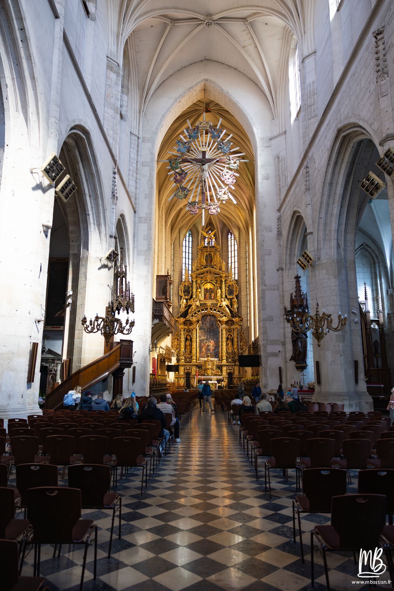 2026 04 05 CRACOVIE MB 72