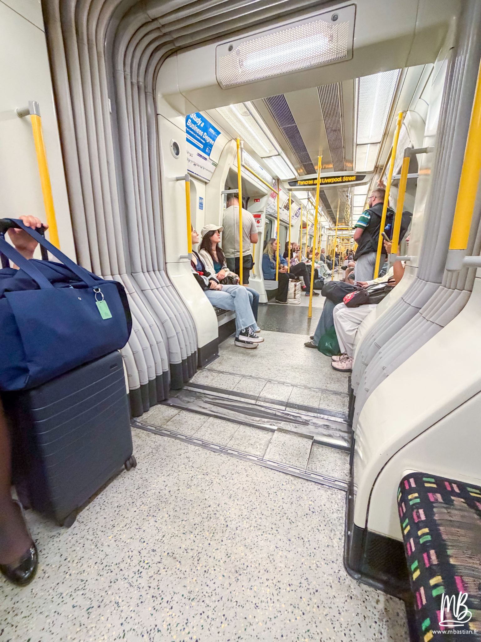 20260828 Londres MB 1