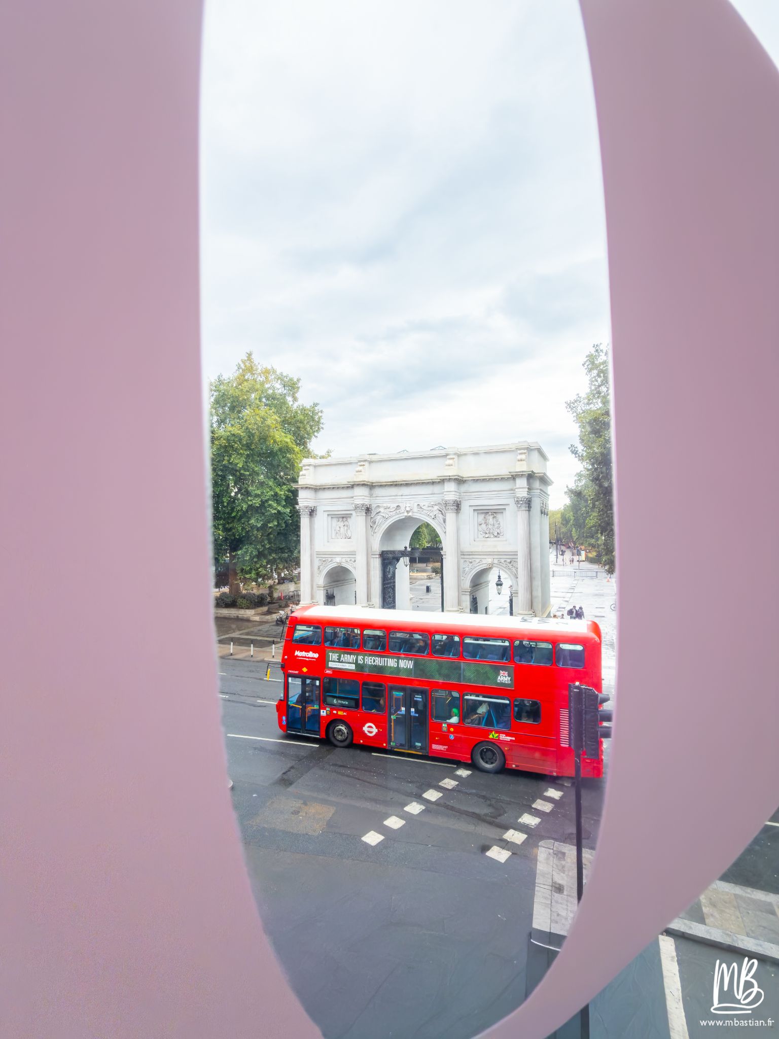 20260827 Londres MB 19