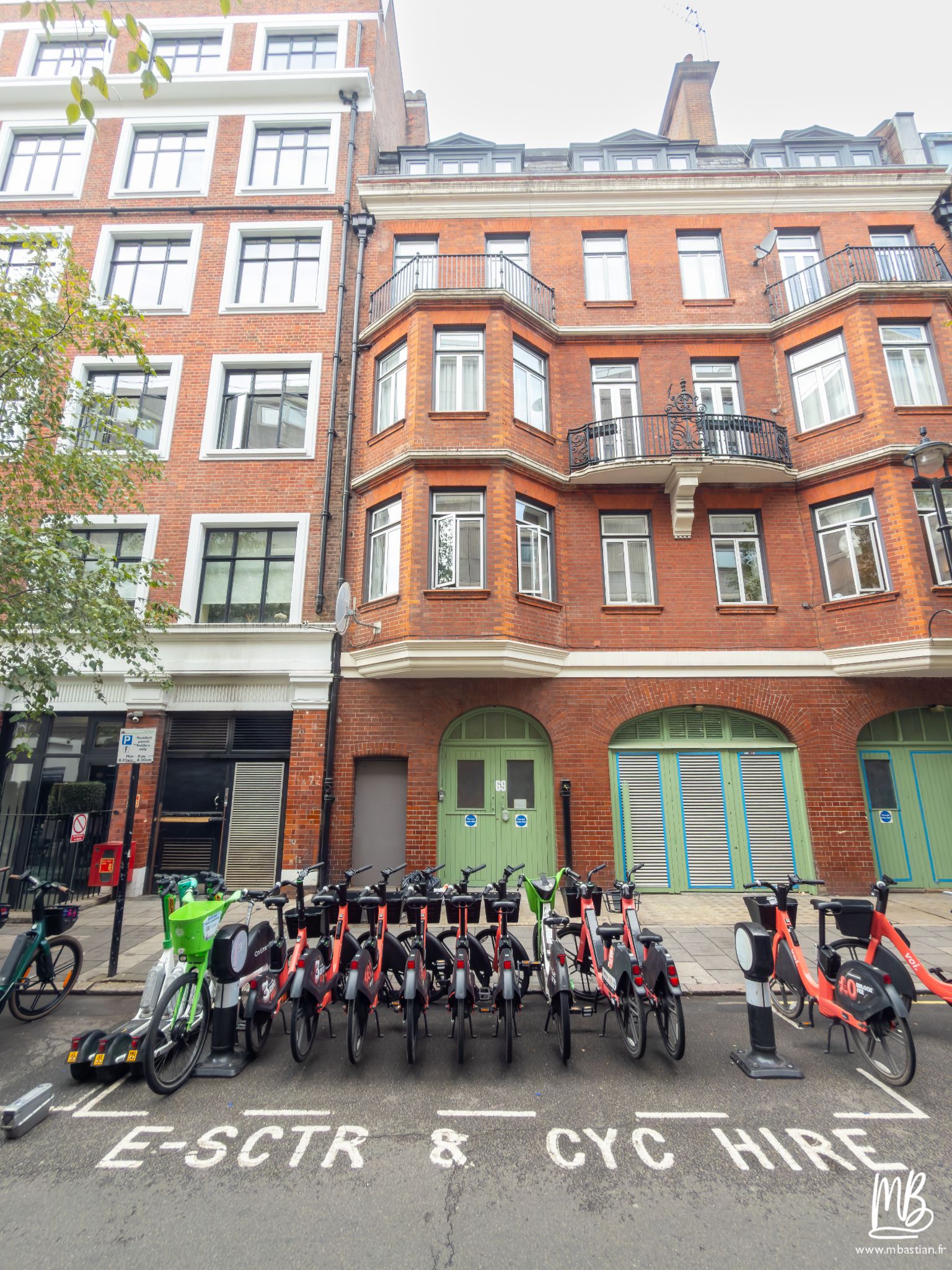 20260827 Londres MB 27