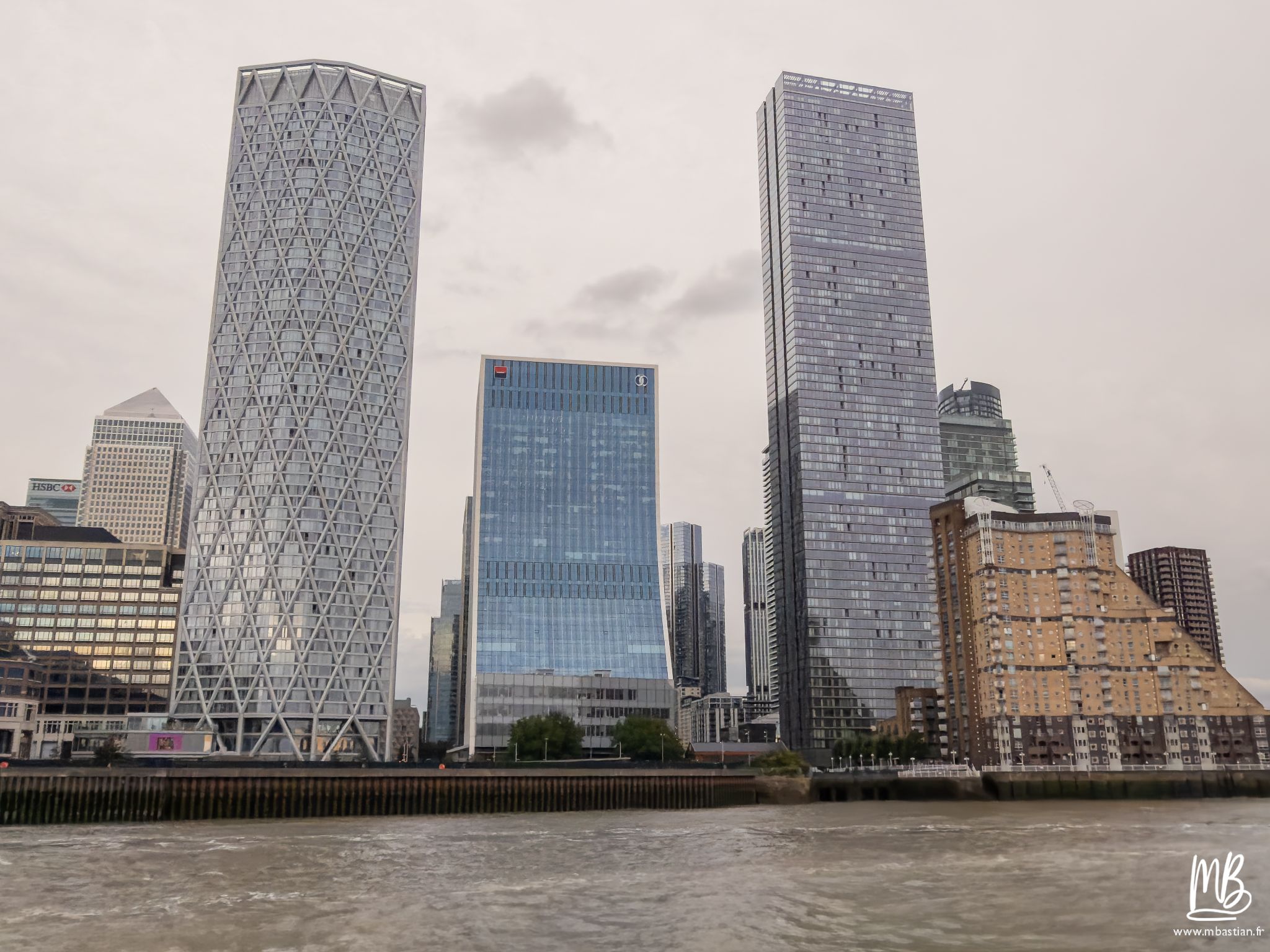 20260827 Londres MB 86