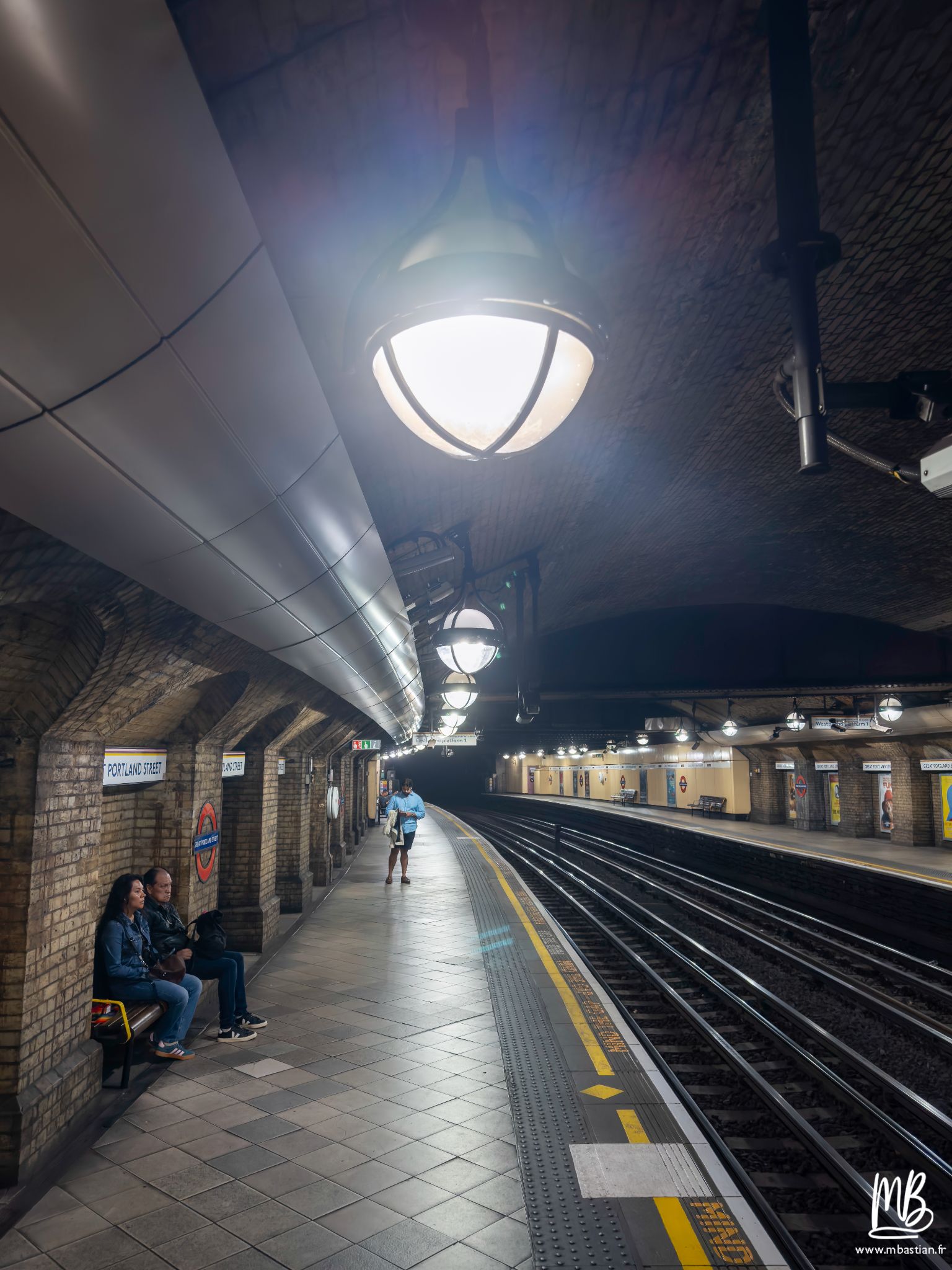 20260828 Londres MB 1