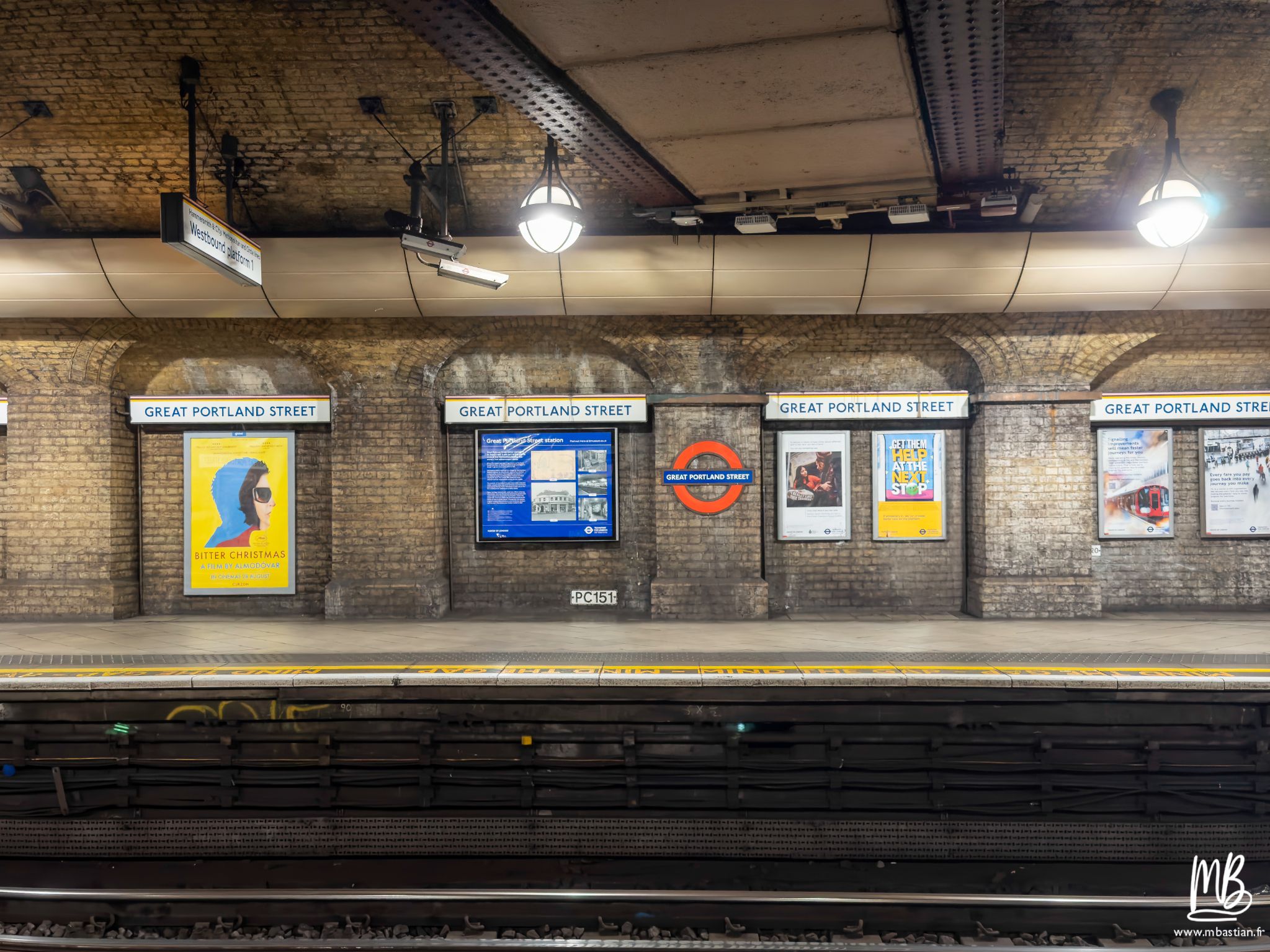 20260828 Londres MB 2