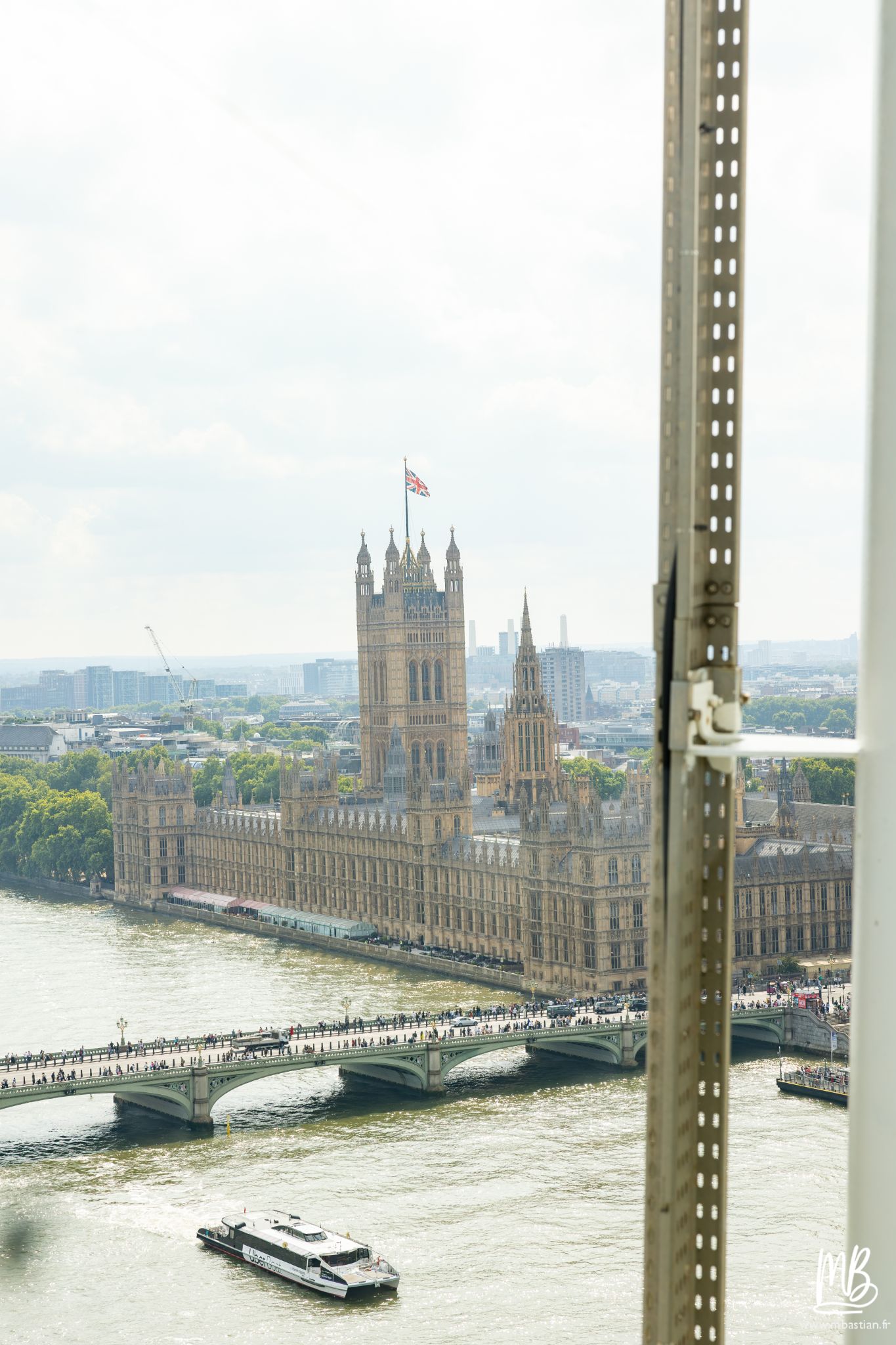 20260826 Londres MB 116