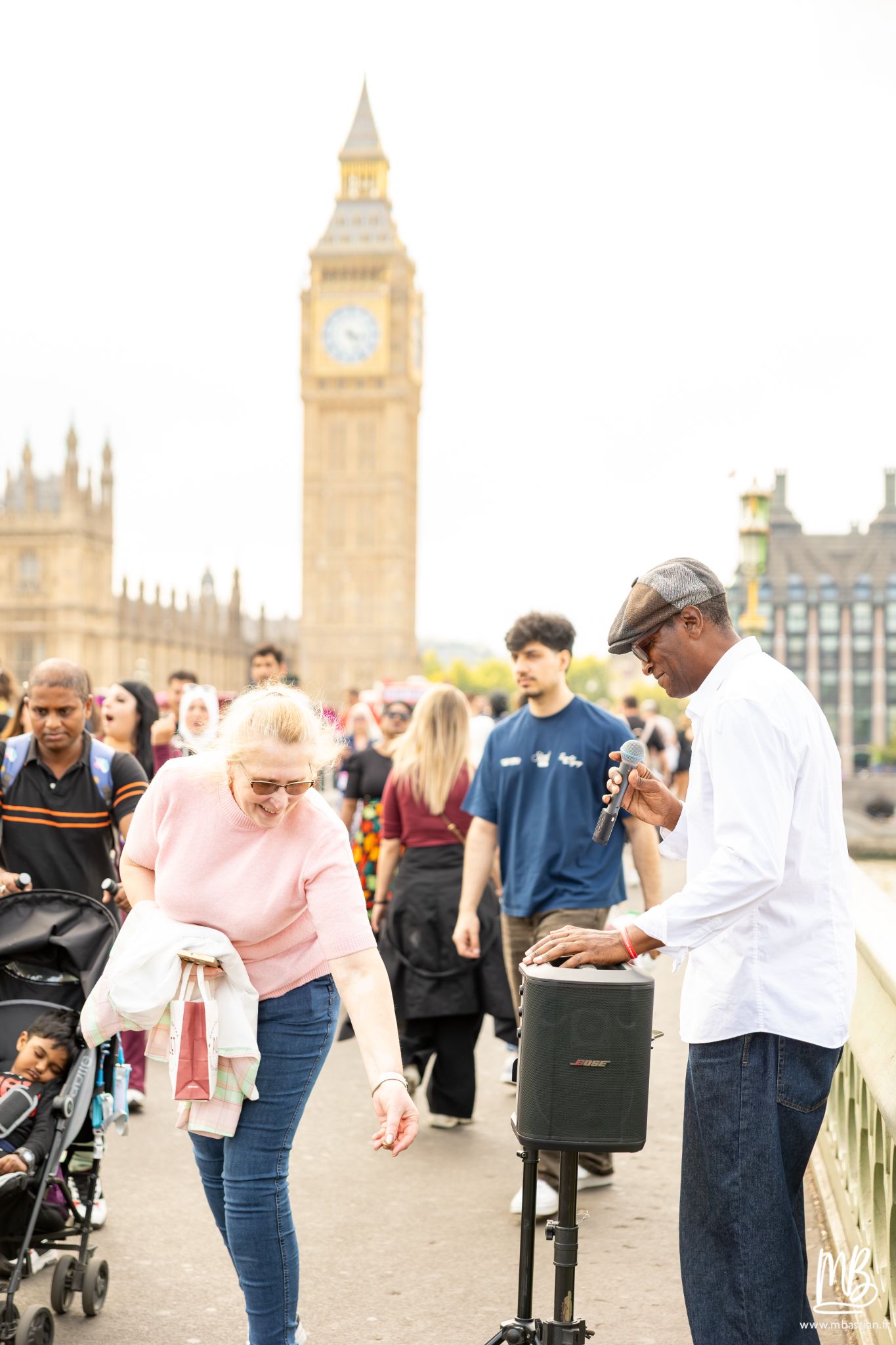 20260826 Londres MB 126