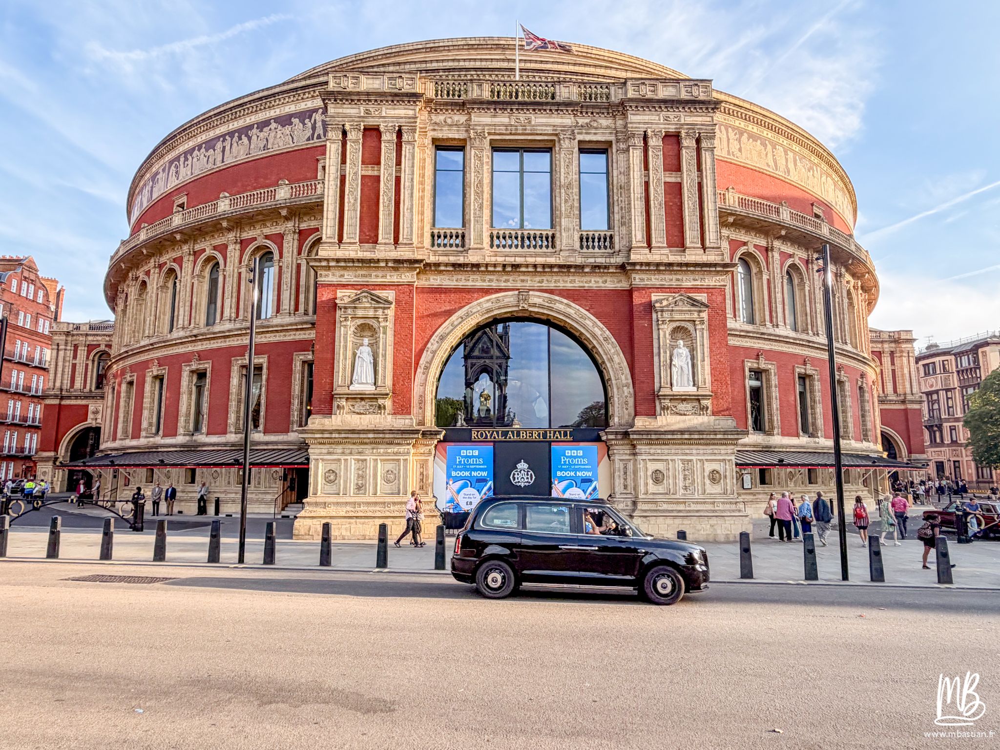 20260826 Londres MB 134